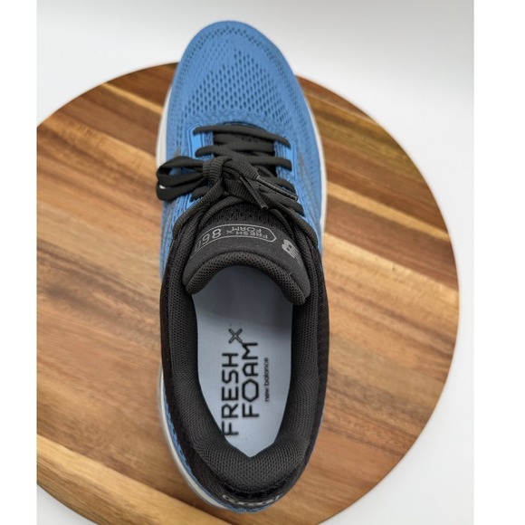Athletic_Shoes